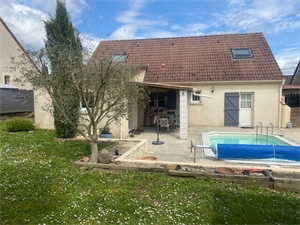 maison-villa à la vente -   89000  AUXERRE, surface 130 m2 vente maison-villa - APR675521